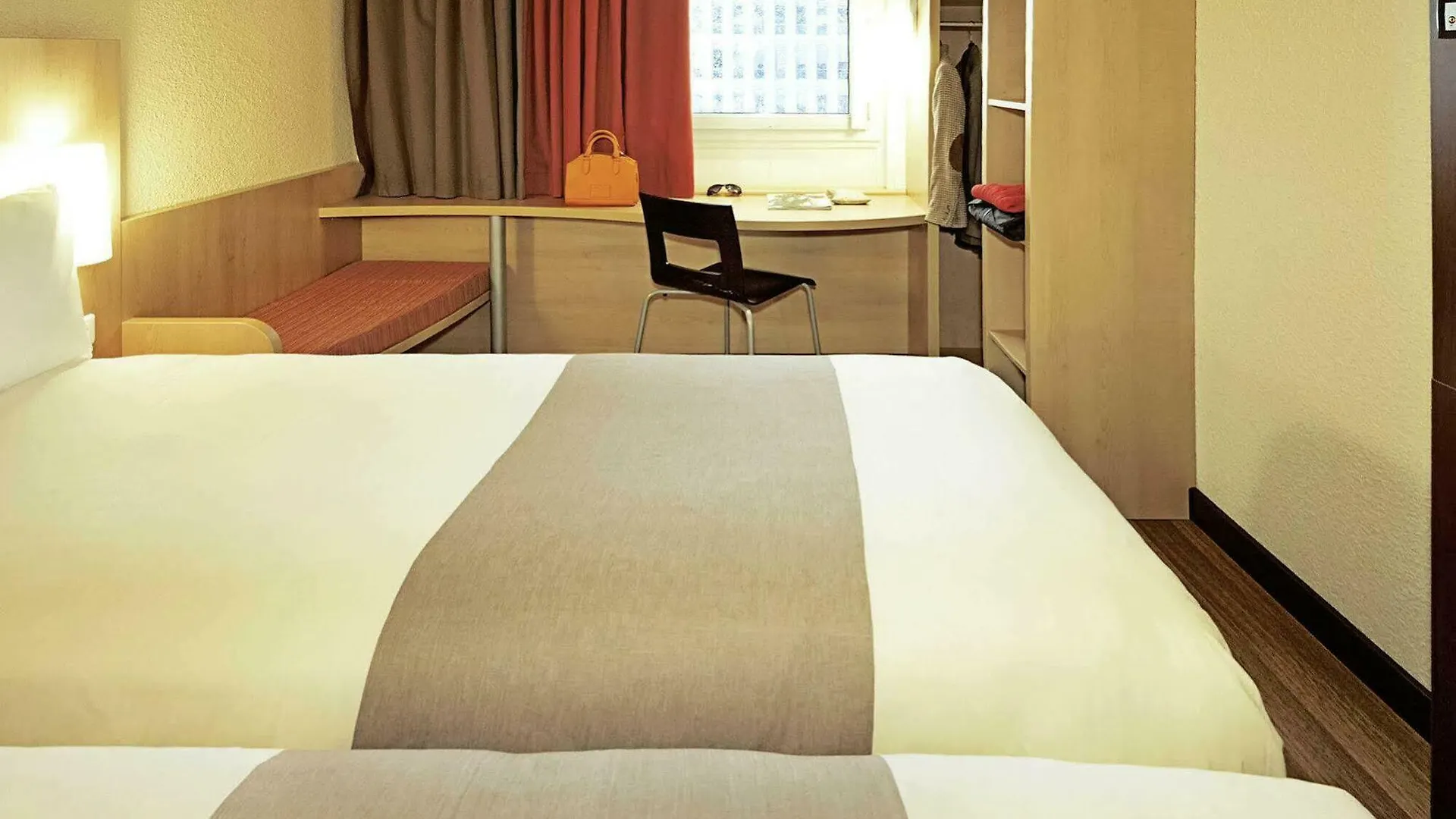 Ibis Gare Du Nord Chateau Landon 10eme Hotel