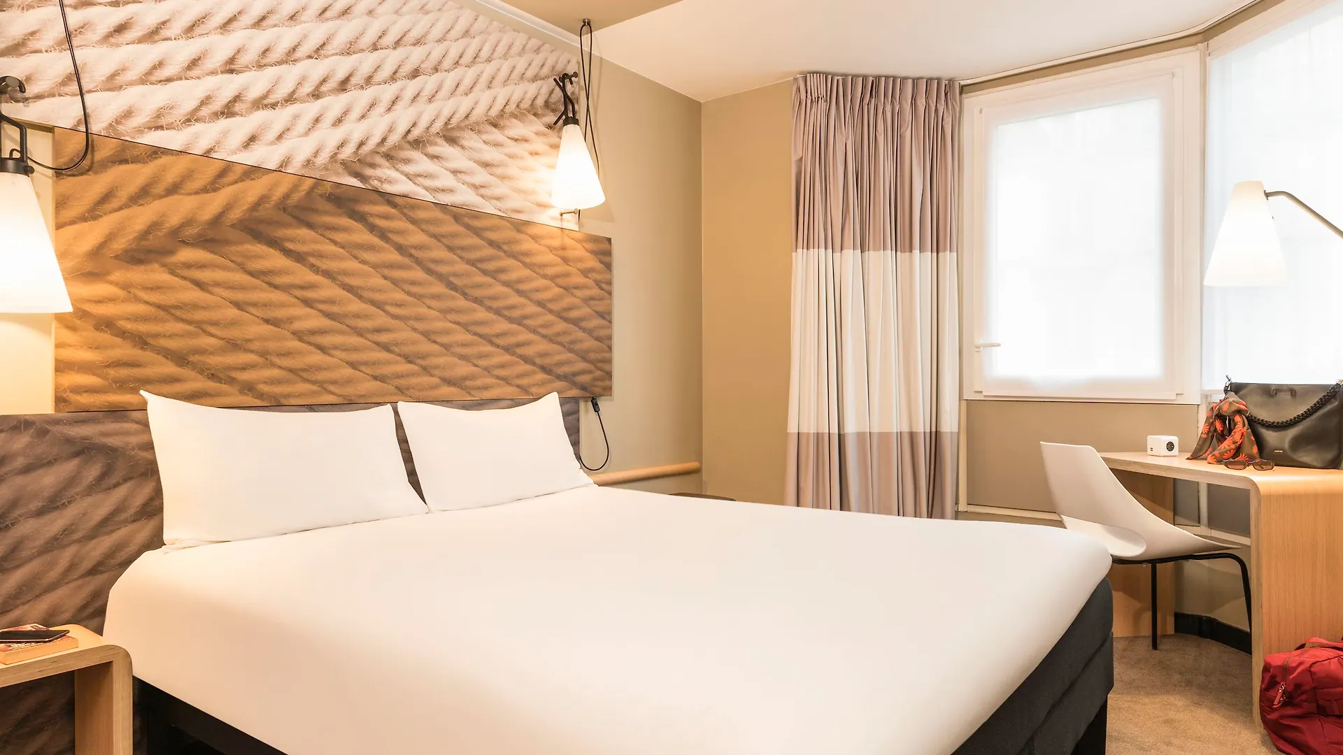Ibis Gare Du Nord Chateau Landon 10eme Hotel